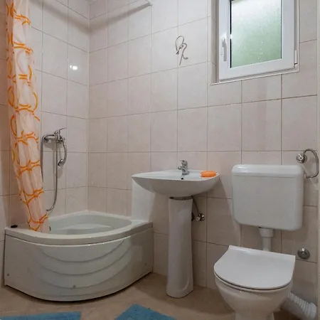 Holiday home Vikendica Mirna Oaza *